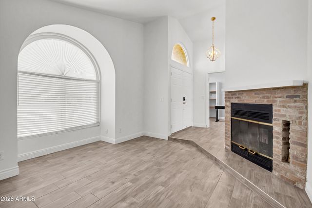 3945 E SALINAS Street, Phoenix, AZ 85044