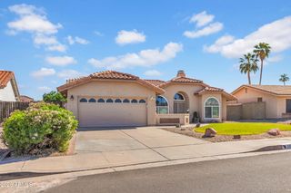 3945 E SALINAS Street, Phoenix, AZ 85044