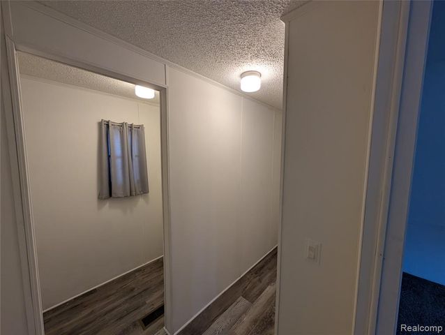 3817 S Townline Road, Houghton Lake, MI 48651