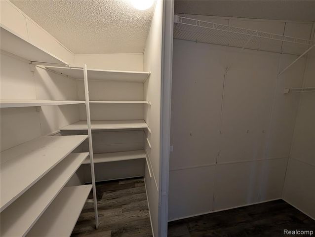 3817 S Townline Road, Houghton Lake, MI 48651