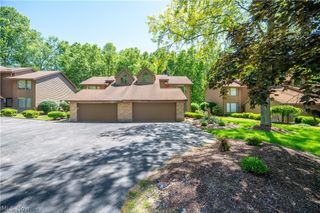 9114 Inverrary Drive SE, Howland, OH 44484