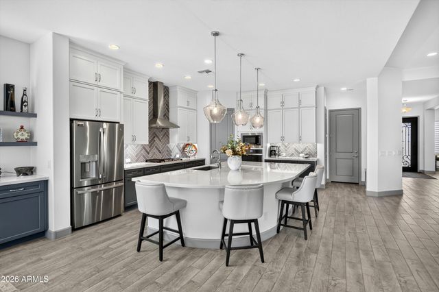 20229 W SAN JUAN Avenue, Litchfield Park, AZ 85340