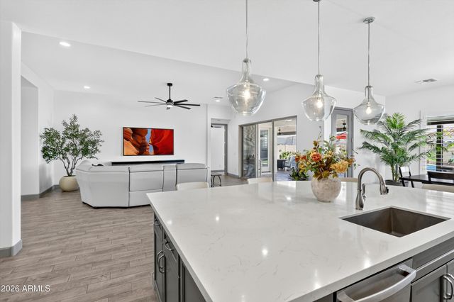 20229 W SAN JUAN Avenue, Litchfield Park, AZ 85340