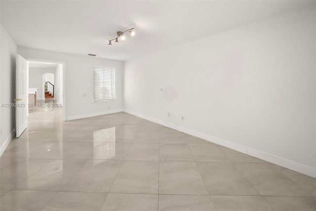 887 W Spinnaker Drive W, Hollywood, FL 33019