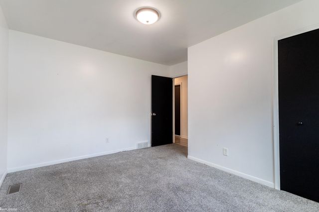 4153 Norbert Street, Warren, MI 48091