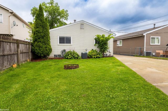 4153 Norbert Street, Warren, MI 48091