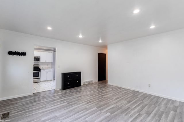 4153 Norbert Street, Warren, MI 48091