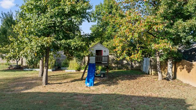 8307 Merry Weather Drive, Chattanooga, TN 37421