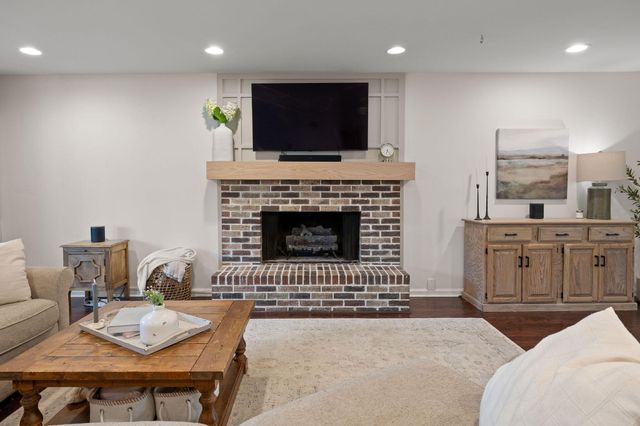 8307 Merry Weather Drive, Chattanooga, TN 37421
