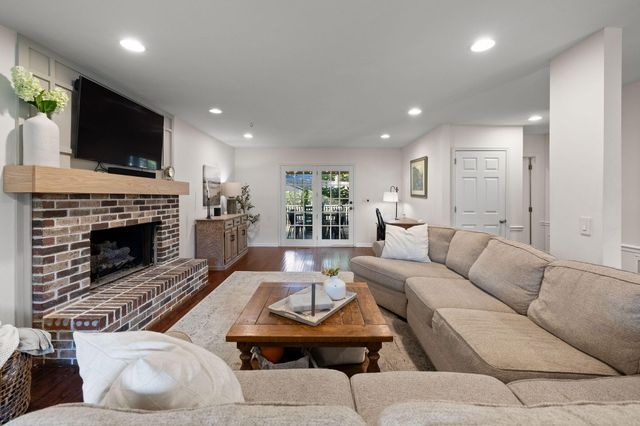 8307 Merry Weather Drive, Chattanooga, TN 37421