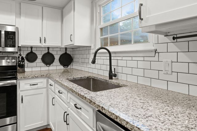 8307 Merry Weather Drive, Chattanooga, TN 37421