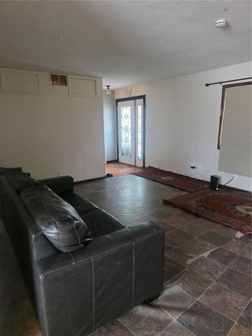 5109 Spencer Drive SW, Cedar Rapids, IA 52404