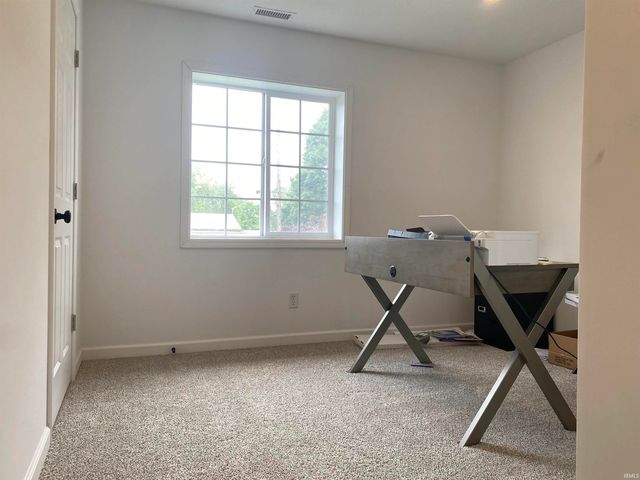 525 Madison Street, Rochester, IN 46975