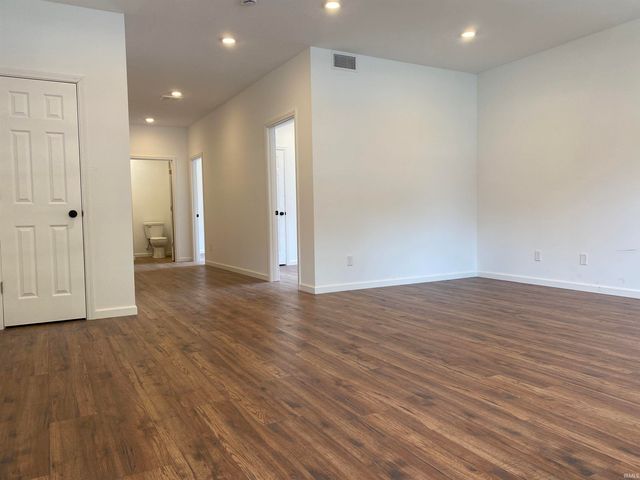 525 Madison Street, Rochester, IN 46975