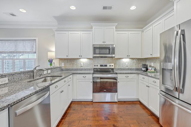 2353 Grandiflora Boulevard, Charleston, SC 29414