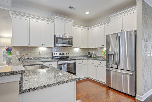 2353 Grandiflora Boulevard, Charleston, SC 29414