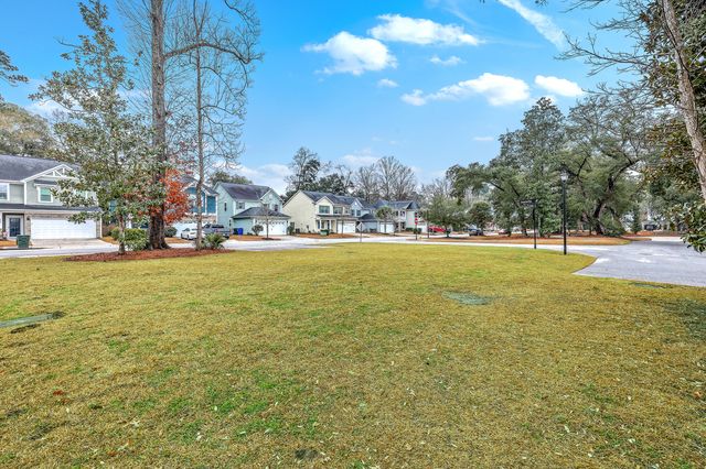 2353 Grandiflora Boulevard, Charleston, SC 29414