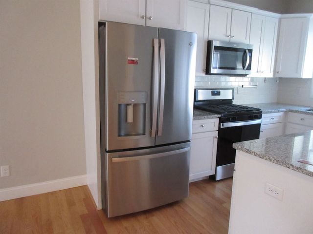 14A Angel Point Circle A, Goffstown, NH 03045