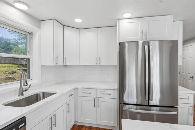 23 Boylston Street, Worcester, MA 01605