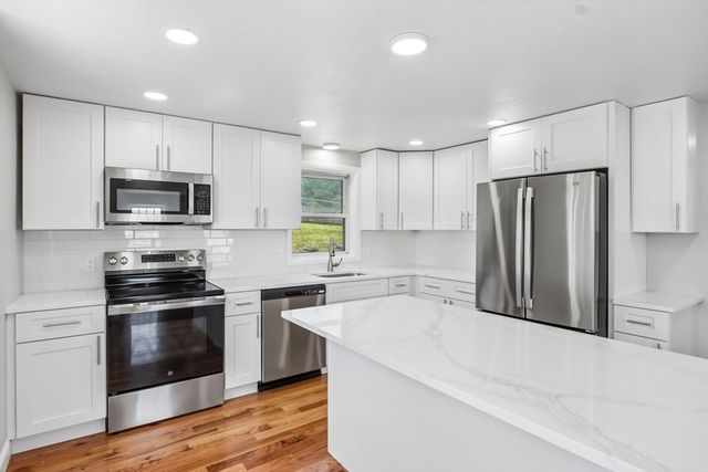 23 Boylston Street, Worcester, MA 01605