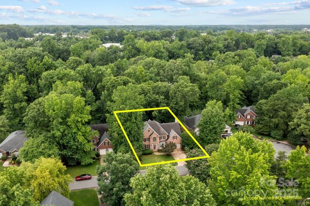 17433 Glassfield Drive, Huntersville, NC 28078