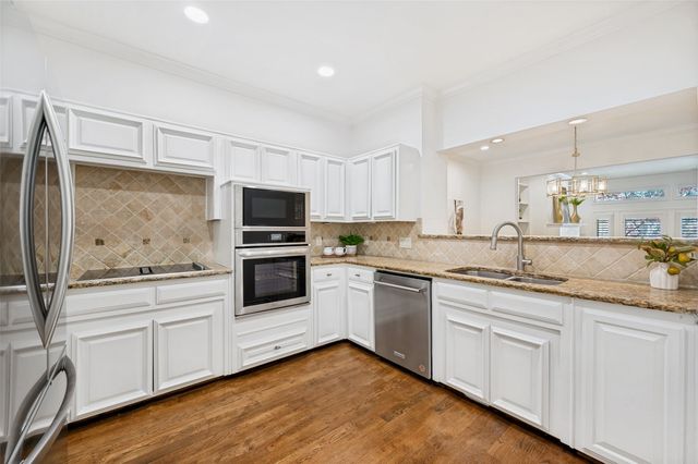 4113 Woodcreek Drive, Dallas, TX 75220