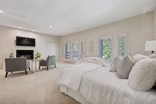 4113 Woodcreek Drive, Dallas, TX 75220