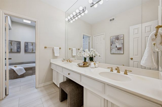 4113 Woodcreek Drive, Dallas, TX 75220