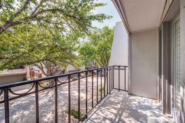 4113 Woodcreek Drive, Dallas, TX 75220