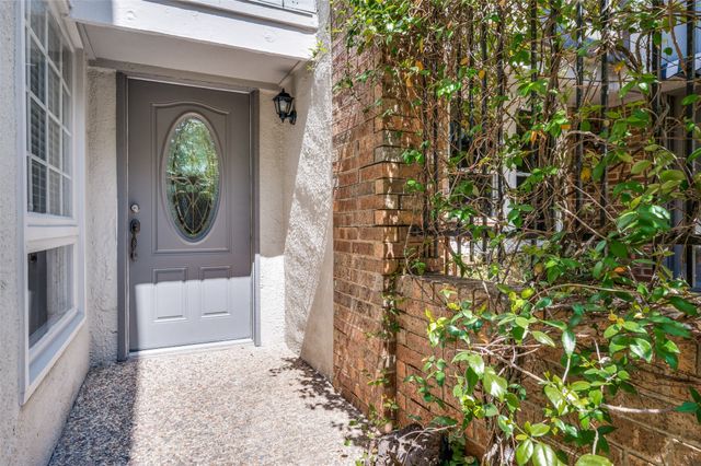 4113 Woodcreek Drive, Dallas, TX 75220