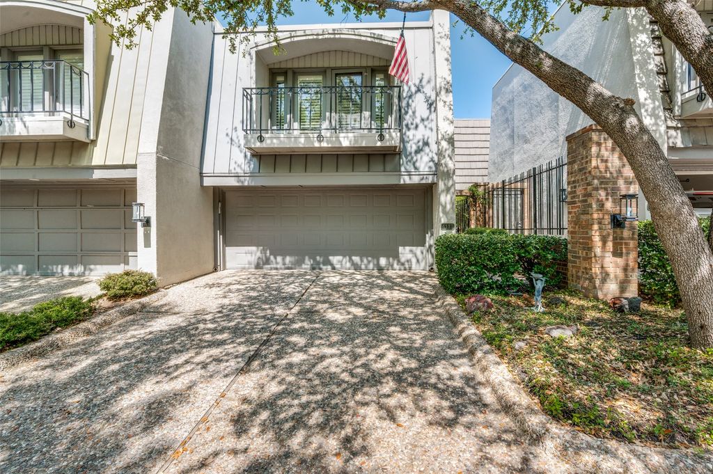4113 Woodcreek Drive, Dallas, TX 75220