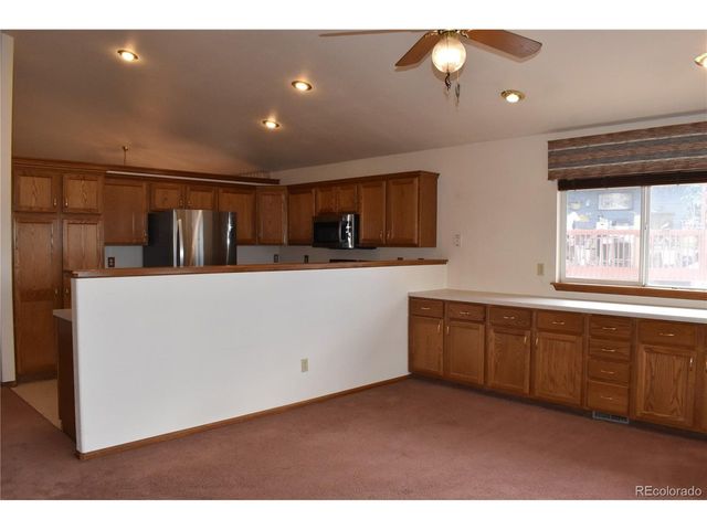 9657 W Peakview Dr, Littleton, CO 80123