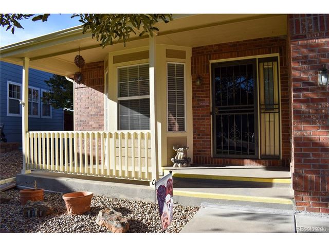 9657 W Peakview Dr, Littleton, CO 80123