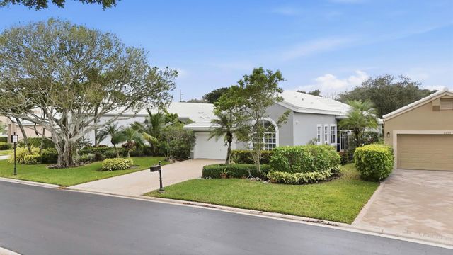 6441 Three Lakes Ln, Boynton Beach, FL 33437