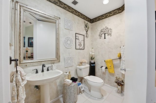 6441 Three Lakes Ln, Boynton Beach, FL 33437