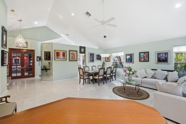 6441 Three Lakes Ln, Boynton Beach, FL 33437