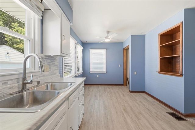 3434 6TH Avenue, Council Bluffs, IA 51501