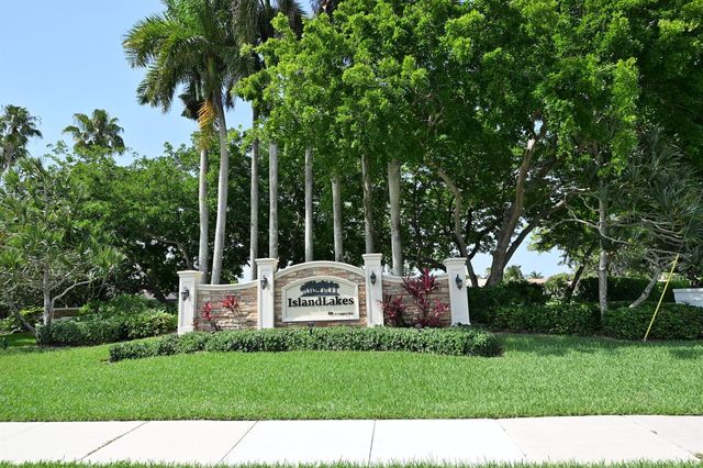 11741 Island Lakes Lane, Boca Raton, FL 33498