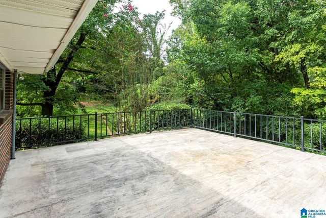 120 6TH STREET, Pleasant Grove, AL 35127