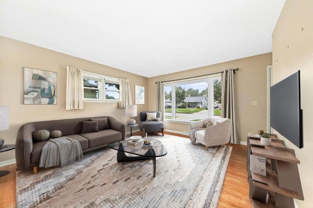 2526 S 83rd STREET, West Allis, WI 53219