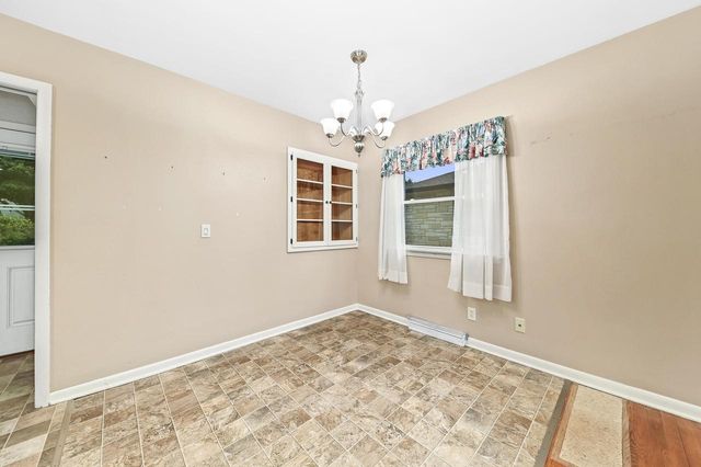 2526 S 83rd STREET, West Allis, WI 53219