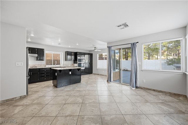 1849 Derbyshire Drive, Las Vegas, NV 89117