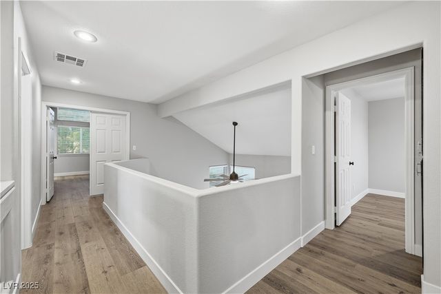 1849 Derbyshire Drive, Las Vegas, NV 89117