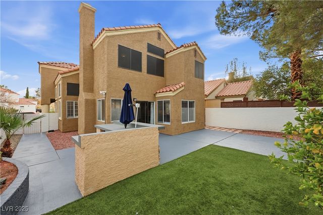 1849 Derbyshire Drive, Las Vegas, NV 89117