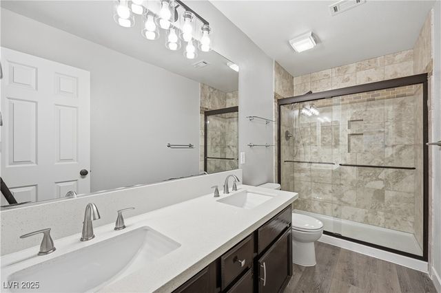 1849 Derbyshire Drive, Las Vegas, NV 89117