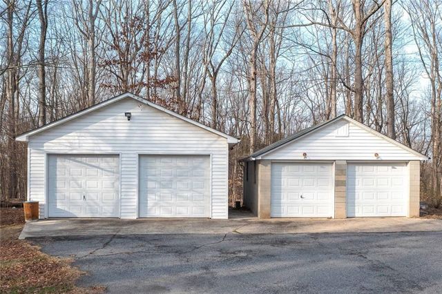 437 SE Cooper Lake Road SE, Mableton, GA 30126
