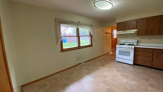 429 Fairview Avenue, Crown Point, IN 46307