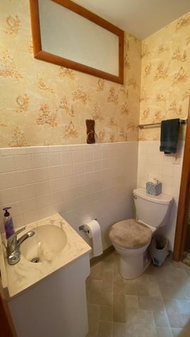 429 Fairview Avenue, Crown Point, IN 46307