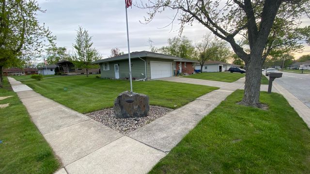 429 Fairview Avenue, Crown Point, IN 46307