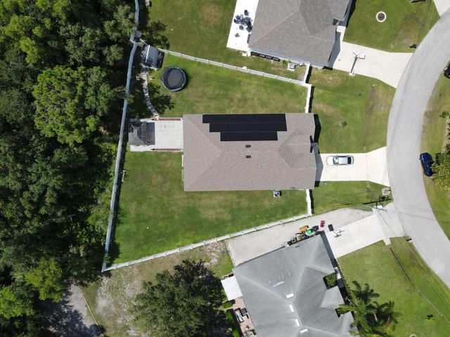 5252 NW East Piper Circle, Port St Lucie, FL 34986